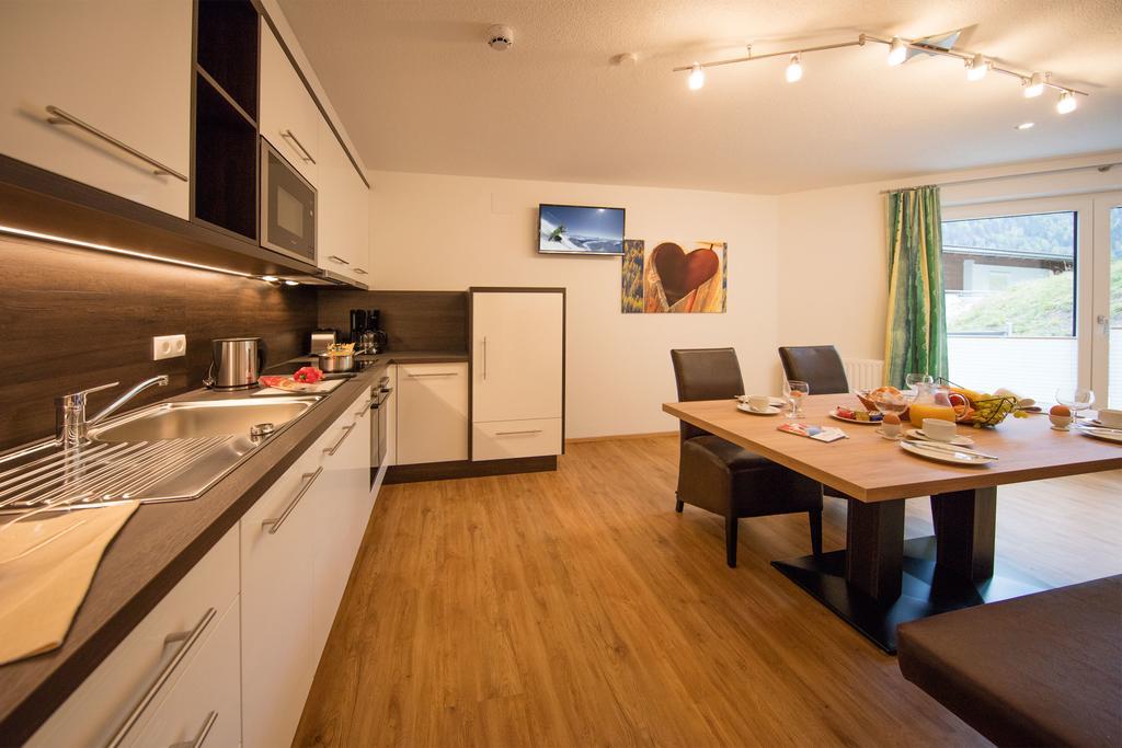 Hotel Haus Stefanie Sölden Esterno foto
