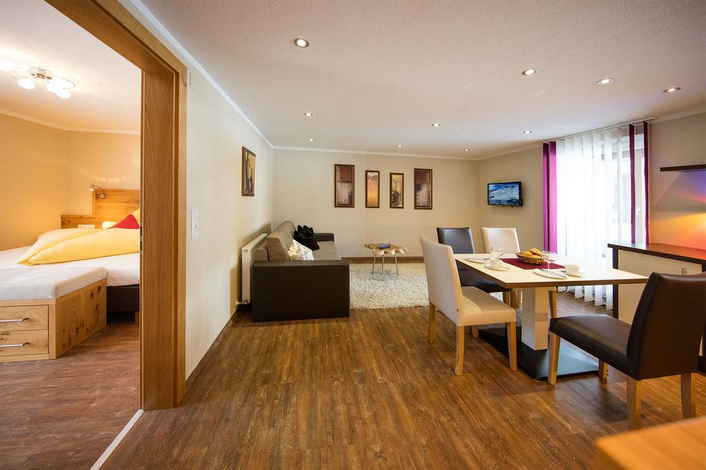 Hotel Haus Stefanie Sölden Esterno foto